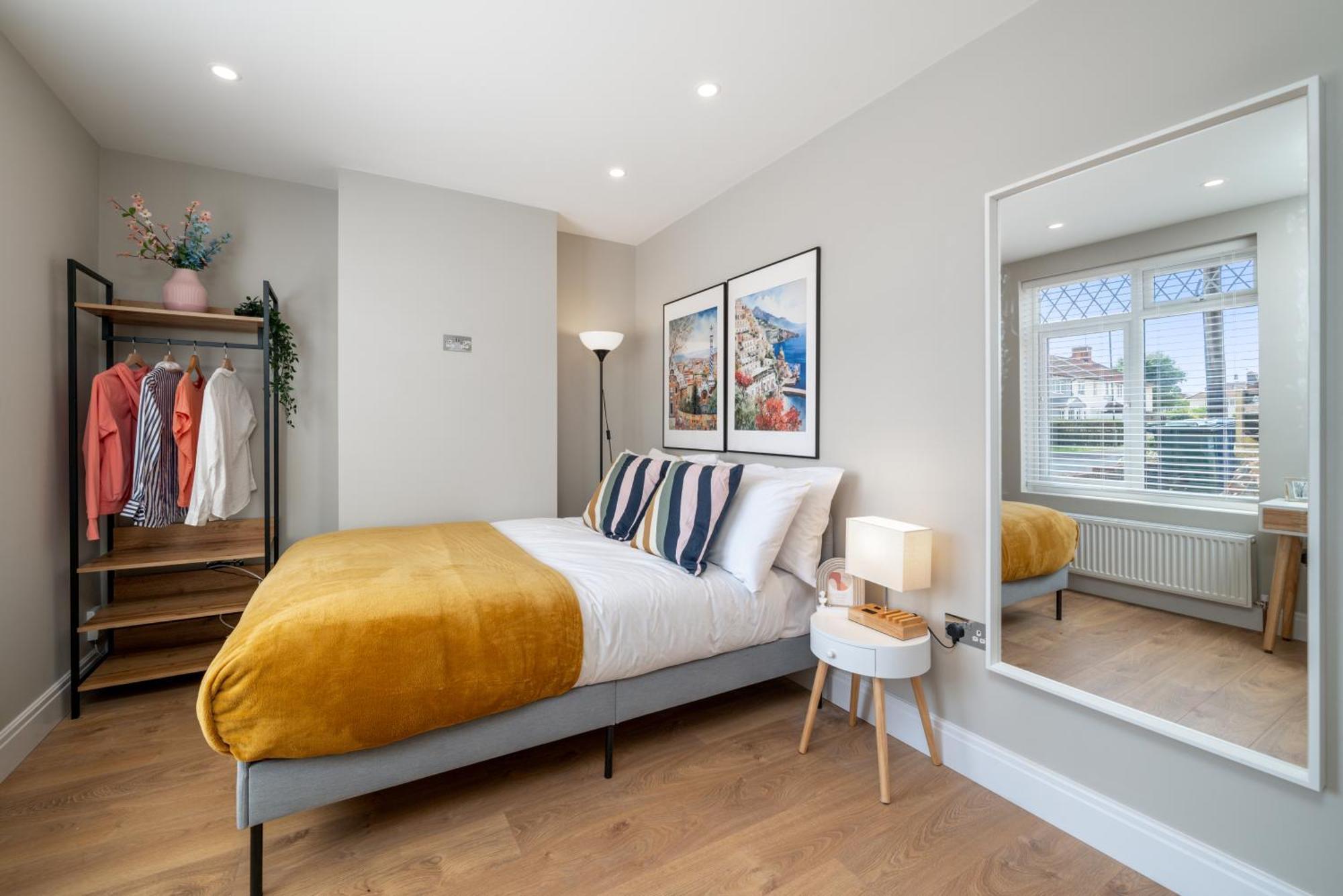 Сasa de vacaciones Edgeware 4 Bedroom House-free Parking Edgware