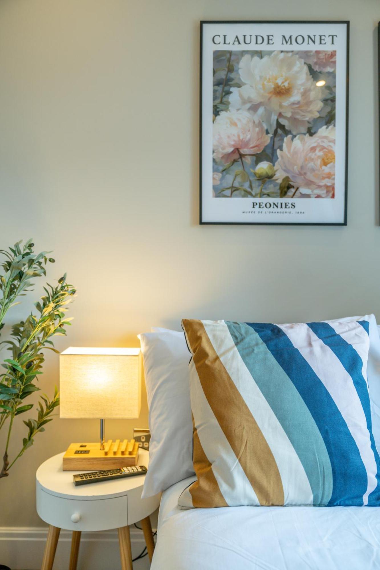 Сasa de vacaciones Edgeware 4 Bedroom House-free Parking *