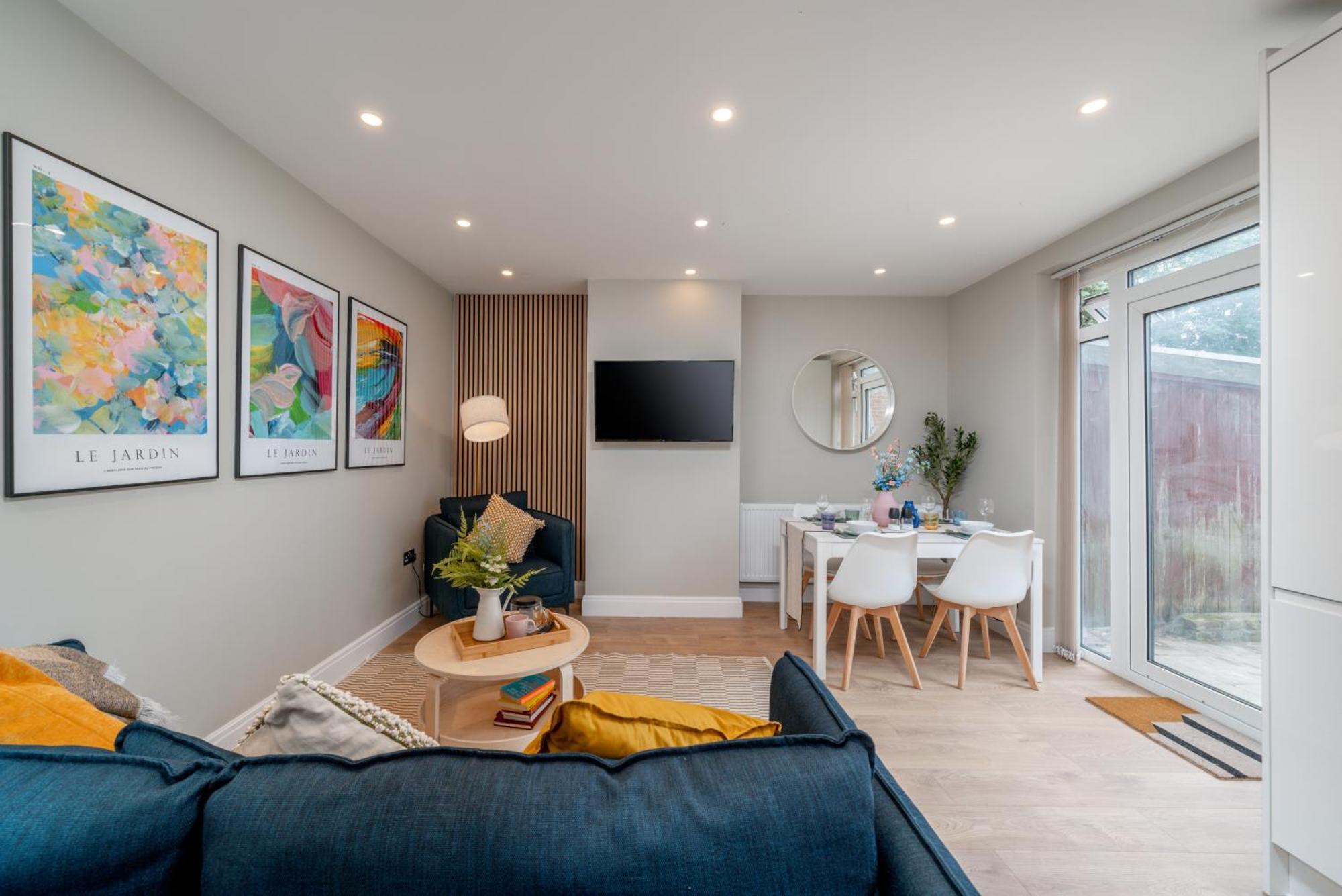 Edgeware 4 Bedroom House-free Parking Сasa de vacaciones Edgware